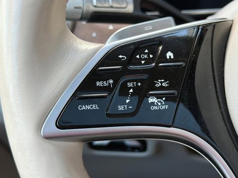 Used 2023 Mercedes-Benz EQS 450+ SUV image 31