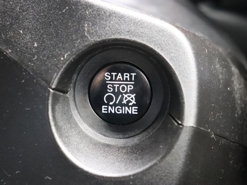 Used 2017 Jeep Compass Trailhawk image 37