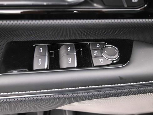 New 2025 GMC Sierra EV Denali image 22