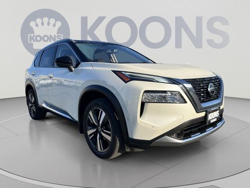 Used 2021 Nissan Rogue Platinum FWD image 18