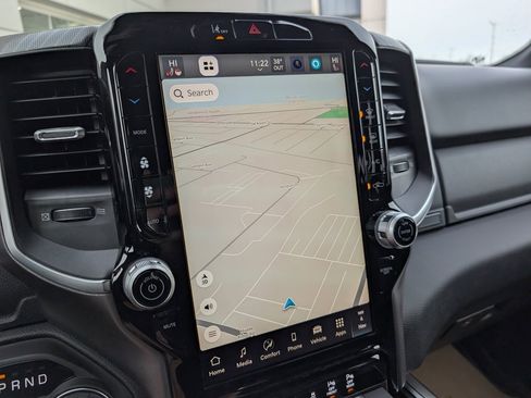 New 2026 RAM 1500 4x4 Crew Cab image 3