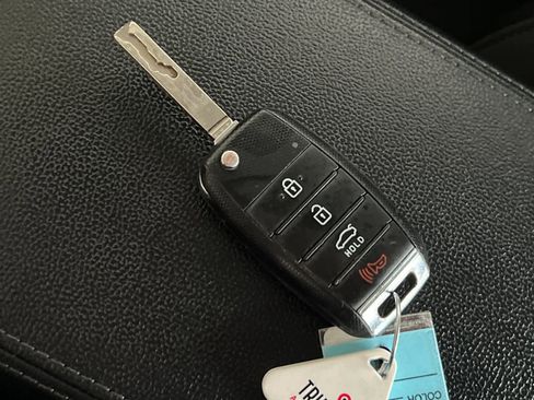 Used 2018 Kia Optima LX image 26