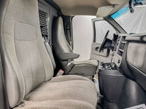 Used 2014 Chevrolet Express 3500 3500 CARGO VAN image 10