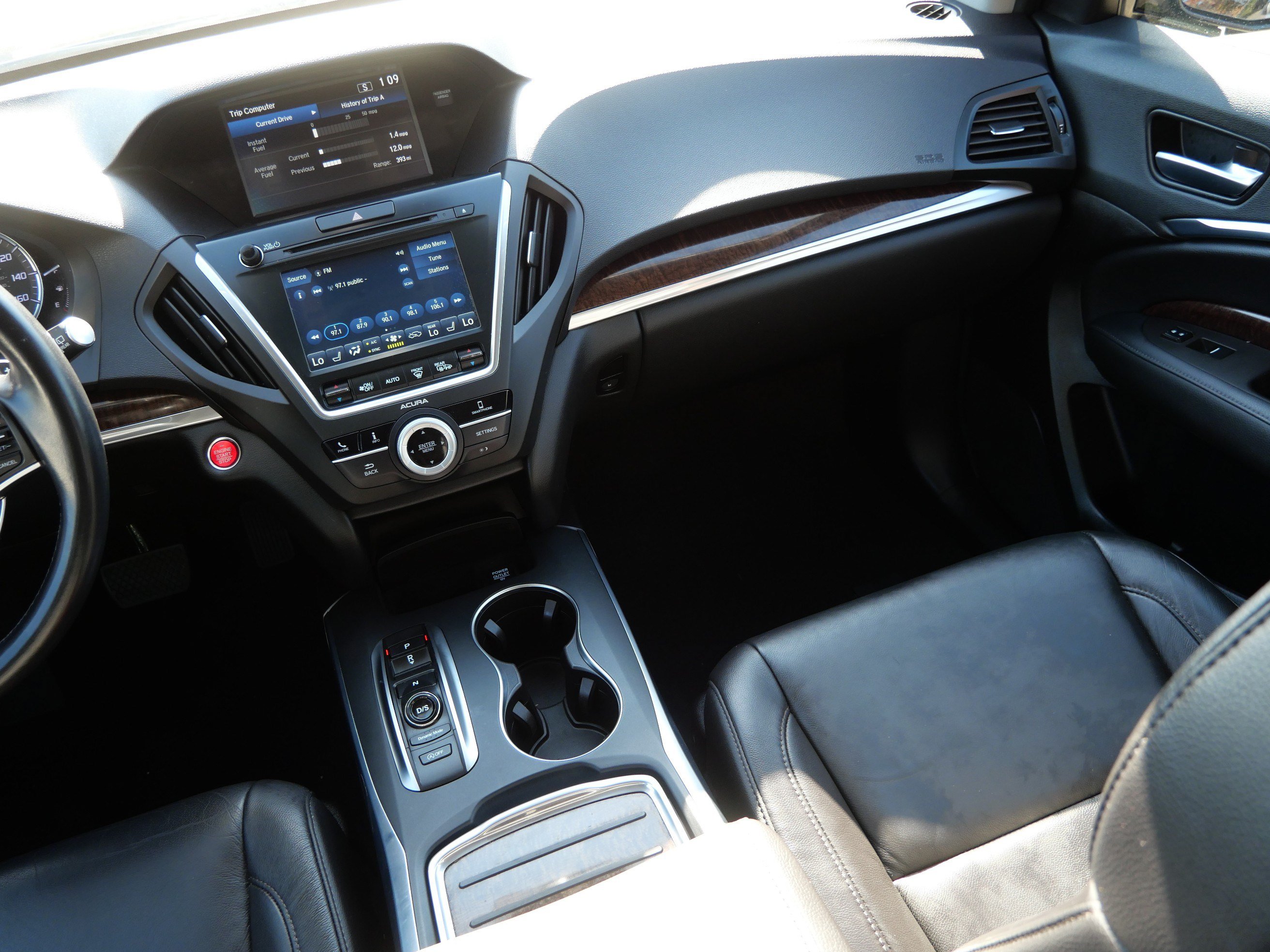 Used 2020 Acura MDX SH-AWD image 11