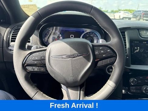 Used 2023 Chrysler 300 S RWD image 6