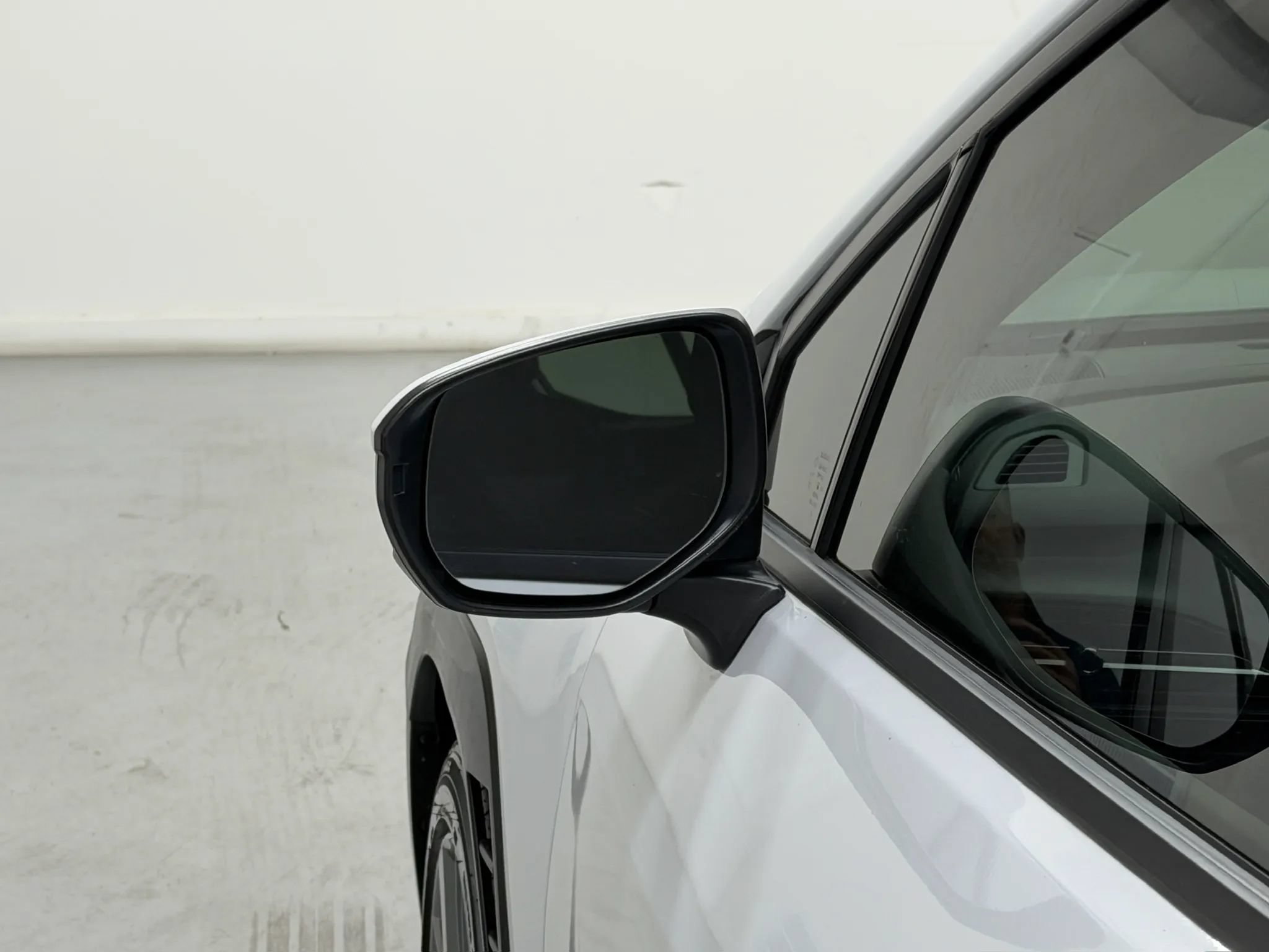 Used 2024 Subaru WRX AWD/4WD image 85