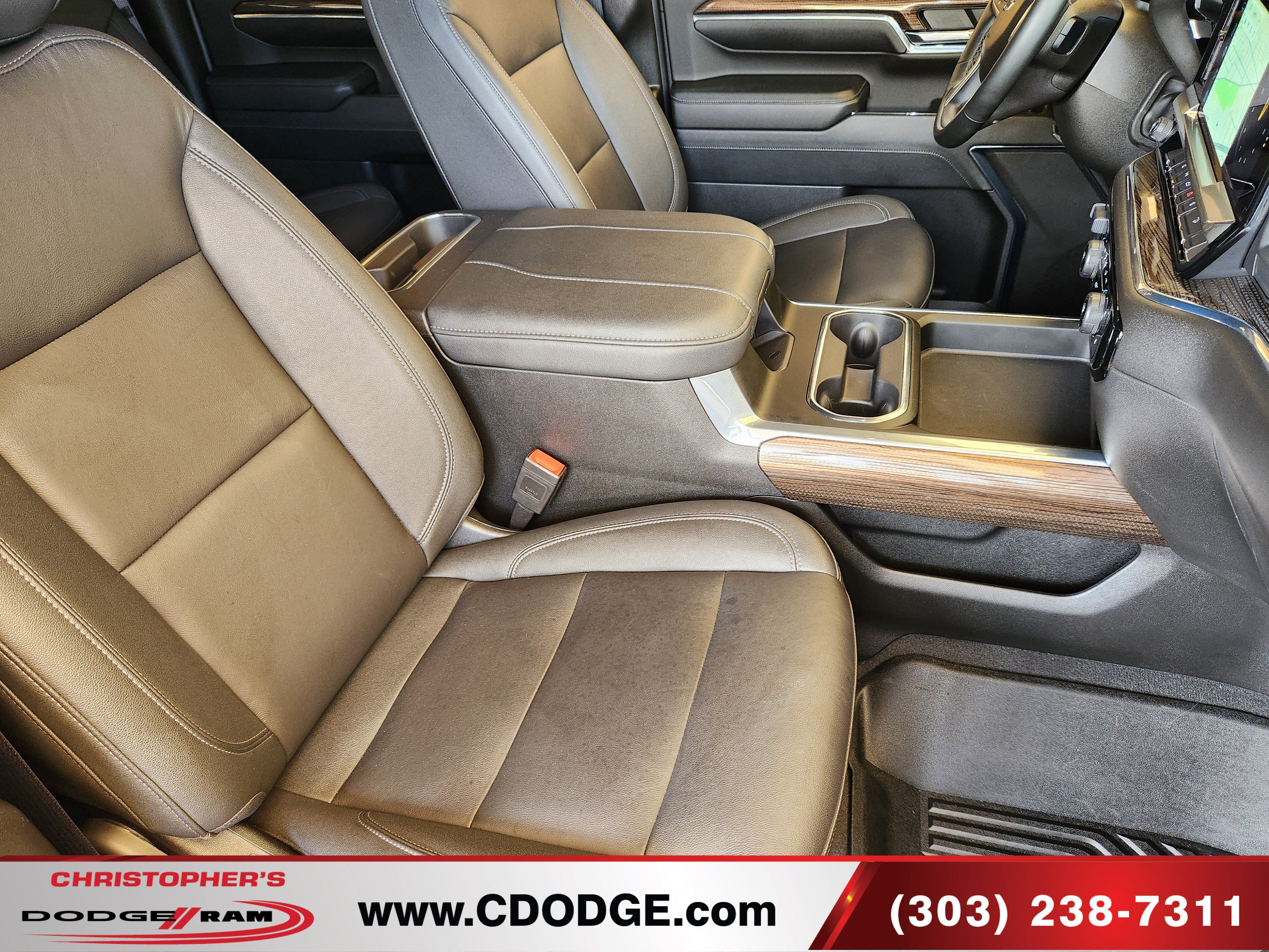Used 2024 Chevrolet Silverado 2500 LT w/ Midnight Edition AWD/4WD image 22