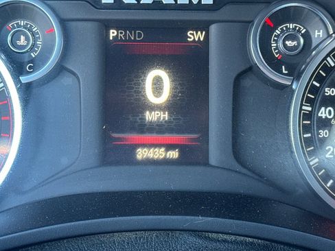 Used 2024 RAM 3500 Big Horn image 3