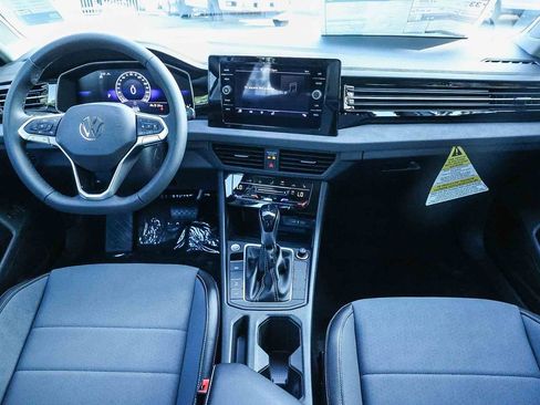 New 2026 Volkswagen Jetta SE image 18