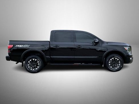 Used 2020 Nissan Titan PRO-4X w/ Pro-4x Convenience Package image 4
