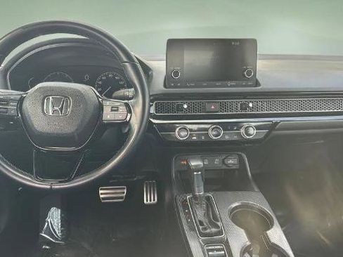 Used 2025 Honda Civic Sport image 9