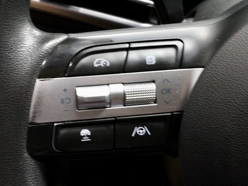 Used 2025 Hyundai Tucson SE FWD image 26