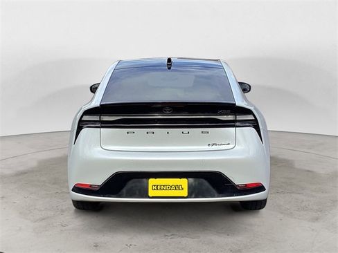 Certified 2024 Toyota Prius Prime image 4