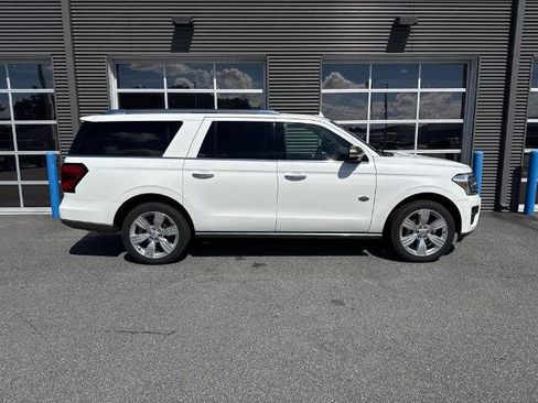 Certified 2023 Ford Expedition Max King Ranch RWD image 4
