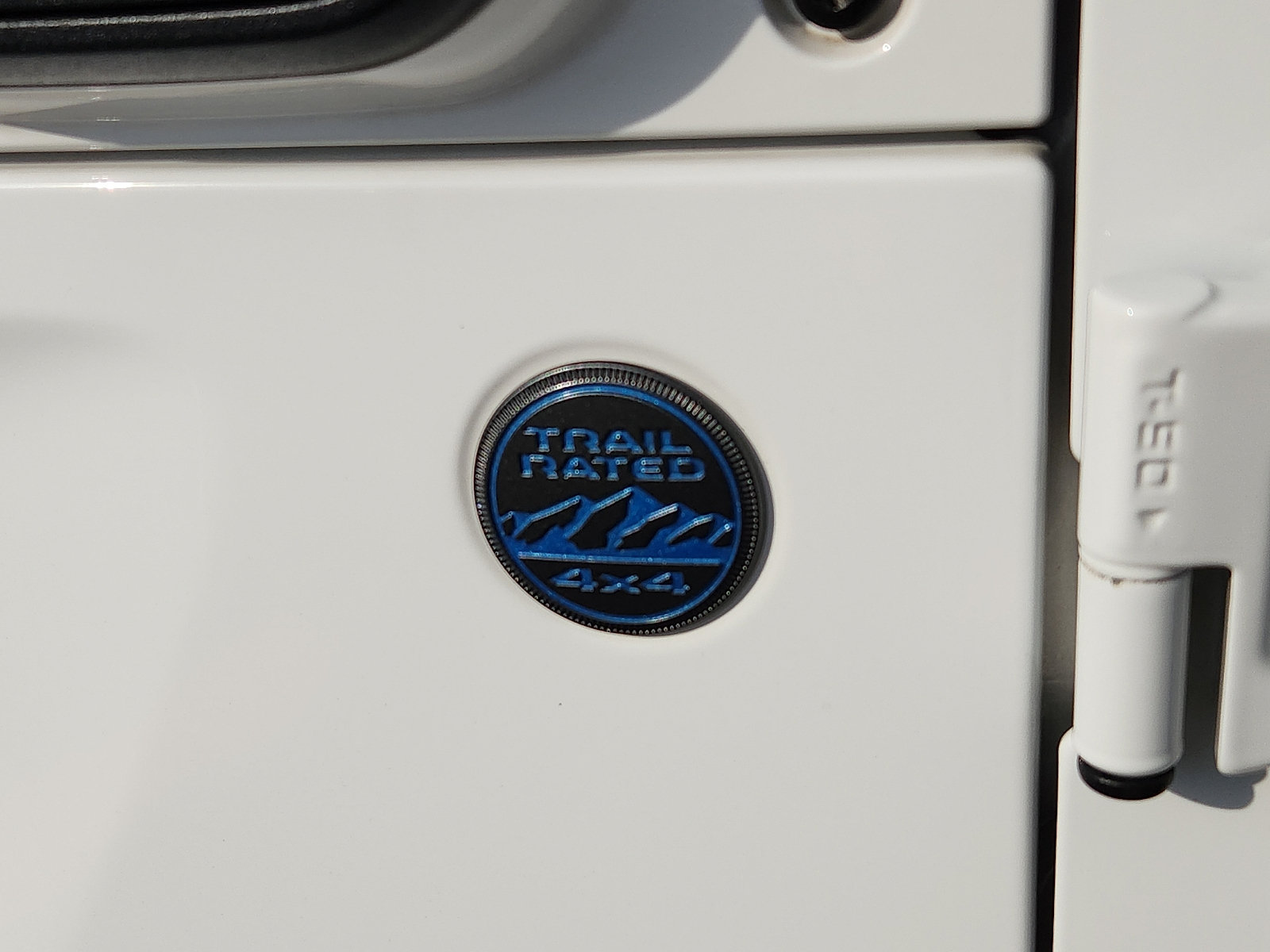 Used 2024 Jeep Wrangler Unlimited w/ Convenience Group AWD/4WD image 31