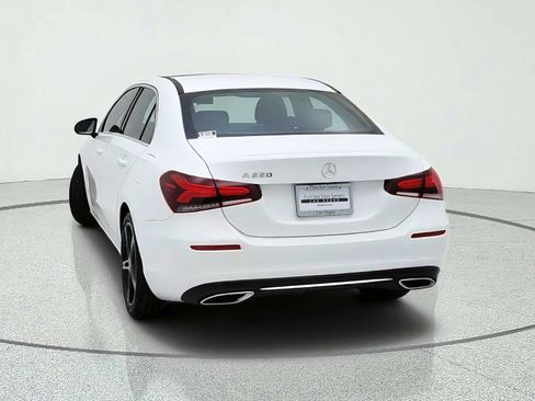Used 2020 Mercedes-Benz A 220 image 11