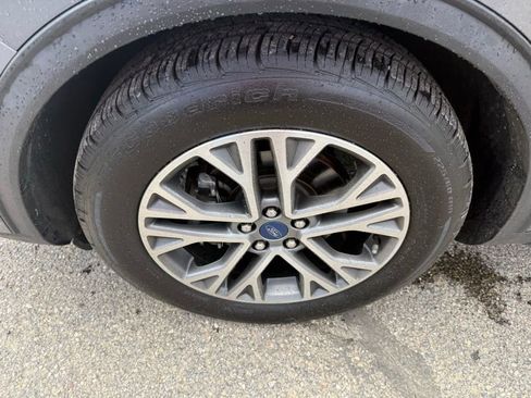 Used 2021 Ford Escape SEL image 14