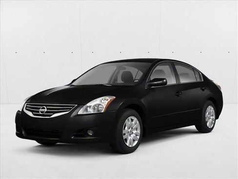 Used 2012 Nissan Altima 2.5 S image 1