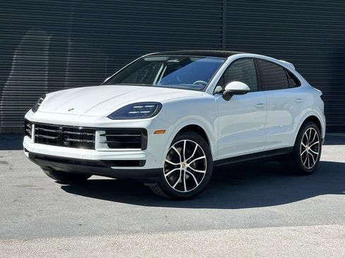 New 2026 Porsche Cayenne Coupe AWD/4WD image 1