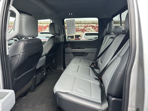 Used 2021 Ford F150 Lariat w/ FX4 Off-Road Package image 11