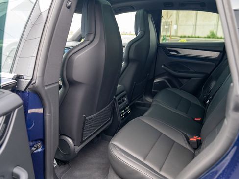 New 2025 Porsche Macan 4S Electric image 24