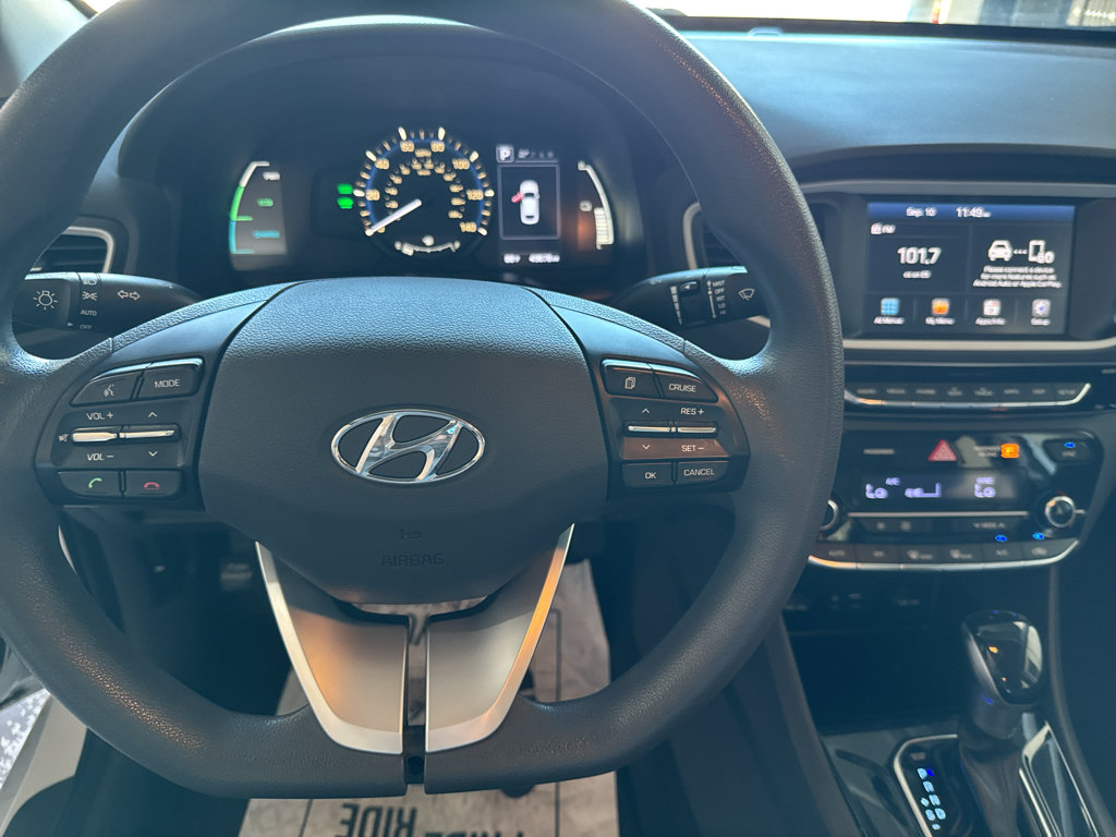 Used 2018 Hyundai Ioniq Blue FWD image 13