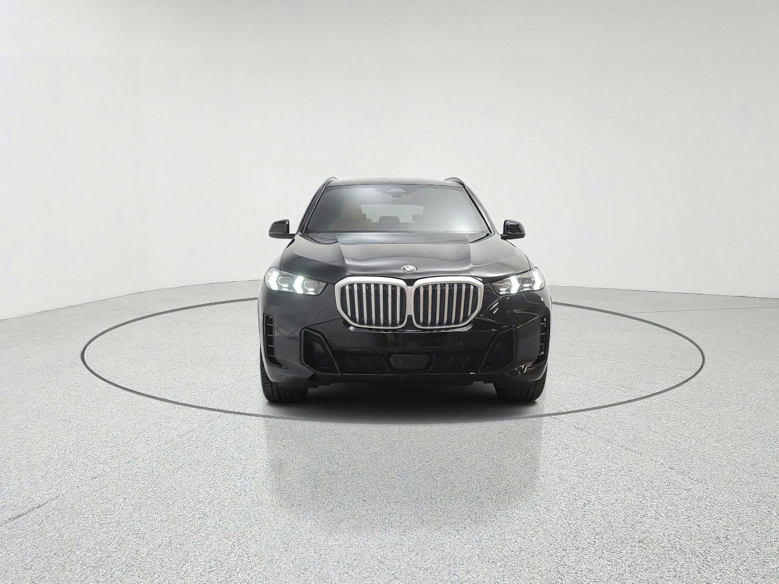 Used 2024 BMW X5 xDrive40i w/ M Sport Package AWD/4WD image 2