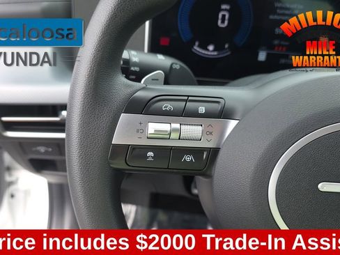 Used 2025 Hyundai Sonata SEL FWD image 17