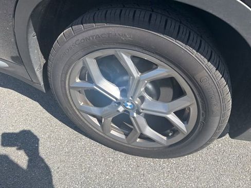 Used 2021 BMW X3 xDrive30i w/ Premium Package image 7