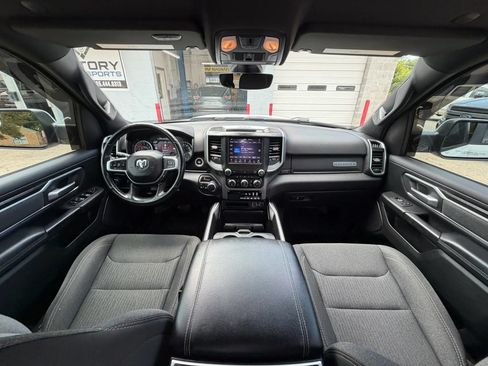 Used 2020 RAM 1500 Big Horn AWD/4WD image 11