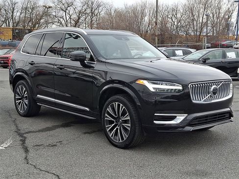 Used 2022 Volvo XC90 T8 Inscription Expression image 4