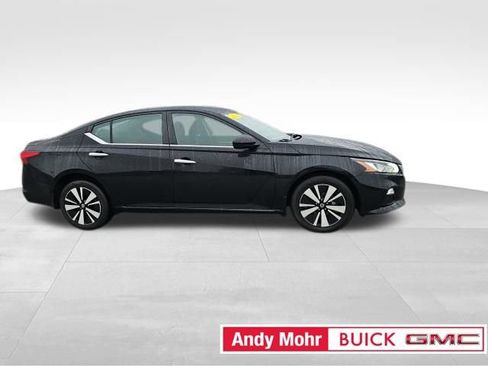 Used 2022 Nissan Altima 2.5 SV image 24