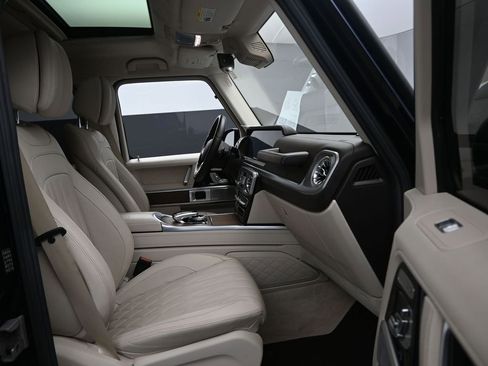 Used 2021 Mercedes-Benz G 550 image 34