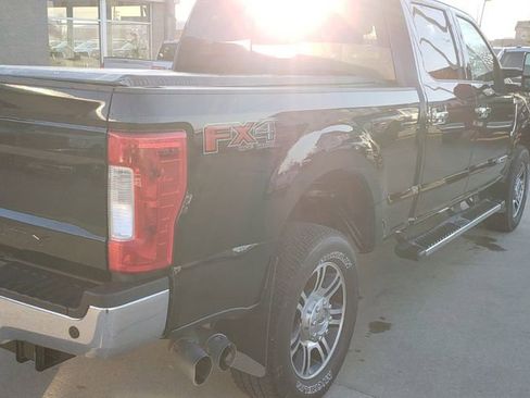 Used 2018 Ford F250 Lariat w/ Chrome Package image 7