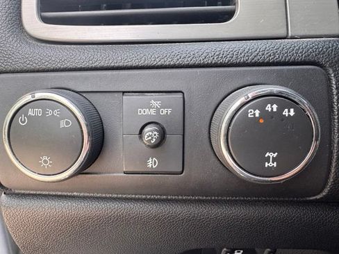 Used 2014 Chevrolet Silverado 3500 LTZ w/ LTZ Plus Package AWD/4WD image 14