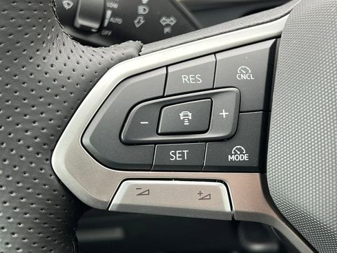 New 2026 Volkswagen Tiguan SE R-Line AWD/4WD image 21