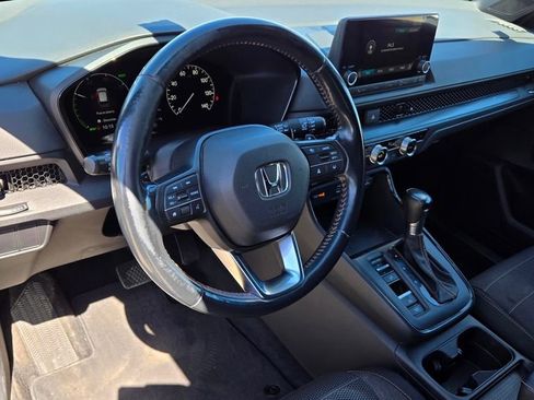 Used 2023 Honda CR-V Sport image 9