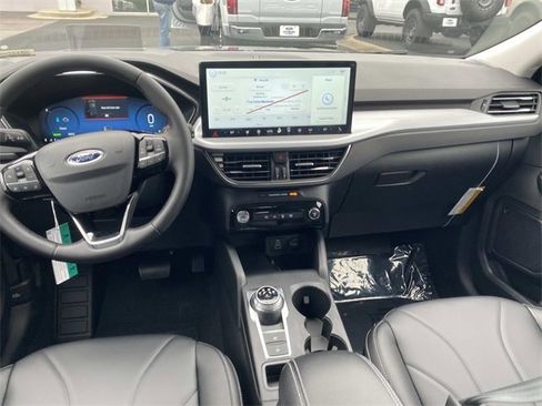 New 2026 Ford Escape SE w/ PHEV Premium Package image 11