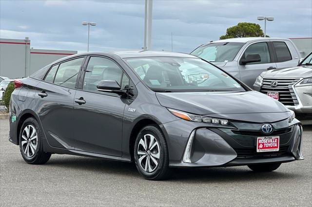 Certified 2017 Toyota Prius Prime Plus w/ Carpet Mat Package FWD image 5
