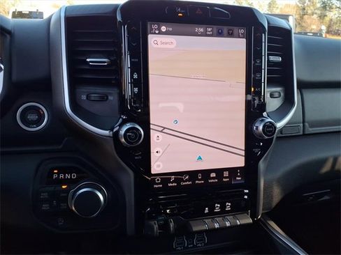 New 2026 RAM 1500 4x4 Crew Cab image 15