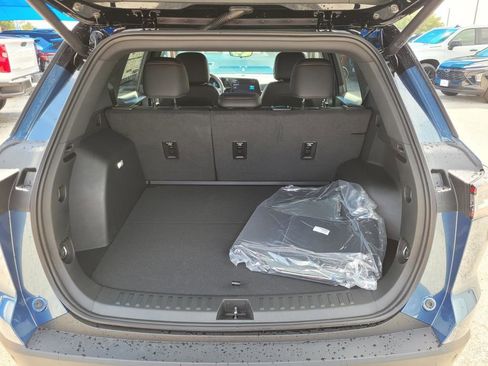 New 2026 Chevrolet Equinox RS w/ Safety and Technology Package FWD image 6