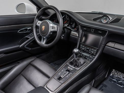 Used 2016 Porsche 911 Carrera 4 GTS AWD/4WD image 28