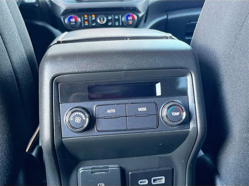 Used 2023 GMC Acadia AT4 image 26
