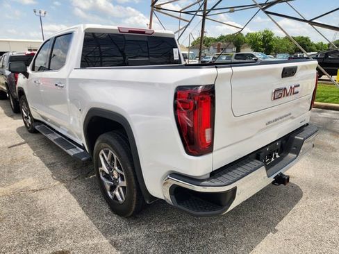 Used 2024 GMC Sierra 1500 SLT RWD image 3