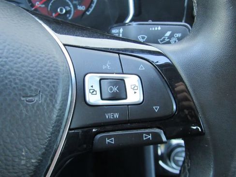 Used 2020 Volkswagen Jetta SE w/ SE Cold Weather Package image 33