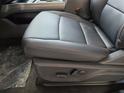 New 2026 Ford F250 Lariat w/ Black Appearance Package image 18