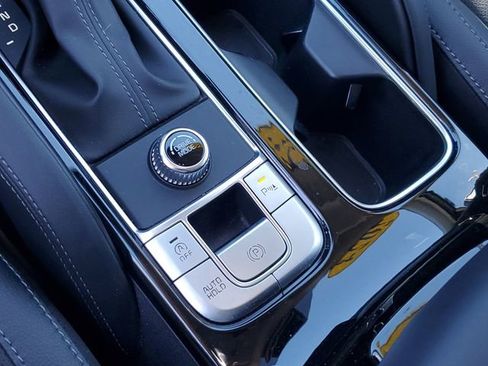 Used 2024 Kia Telluride EX image 30