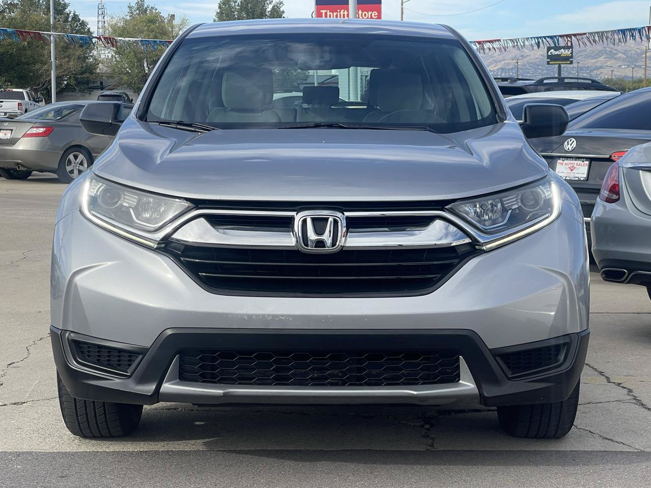 Used 2018 Honda CR-V LX image 2