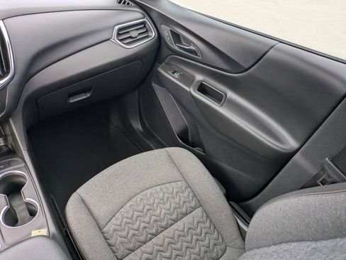 Certified 2024 Chevrolet Equinox LT image 25