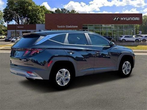 New 2026 Hyundai Tucson Blue SE AWD/4WD image 8